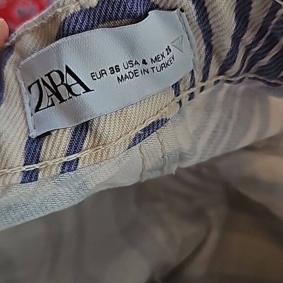 Zara -027 Blue Cream Wavy Squiggle Printed High Rise Straight Fit Jeans - Size 4 - Picture 3 of 5